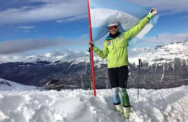 Ana Bucik med treningom na Ognjeni zemlji v Argentini. 