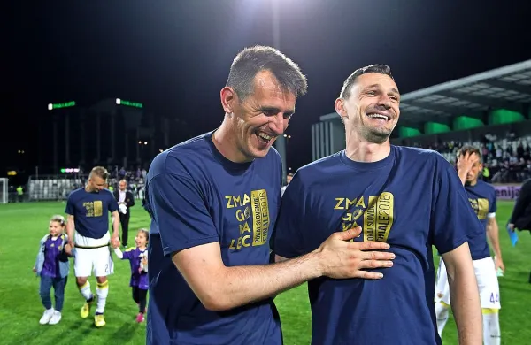 Veterana v mariborskem dresu Jasmin Handanović (levo) in Milivoje Novaković, ki se vrača po 
poškodbi, sta bila zadnjič dobre volje na Bonifiki po pokalnem zmagoslavju. Kako bo nocoj?