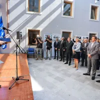 Po mnenju predsednika vlade Mira Cerarja Slovenci še 
posebej razumemo razlike in povezovanje.