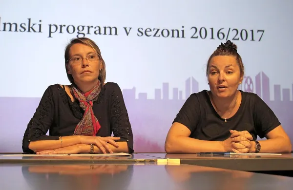 Novogoriško živo filmsko dejavnost sta predstavili Mateja 
Poljšak Furlan (levo) in Pavla Jarc.