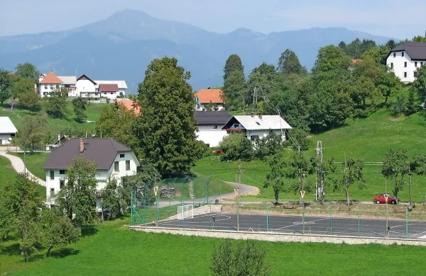 V občini Cerkno bodo morali vodo plačevati vsi občani, tudi 
na podeželju. 