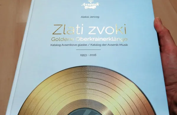    Temeljita monografija  Zlati zvoki