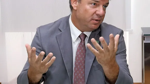 Peter Gašperšič 