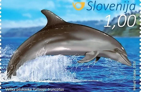 Nove znamke: krajinski park, delfini in kiti
