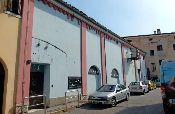   Stavba nekdanje sežanske    diskoteke Titanic za 107.000 evrov ni dobila kupca.