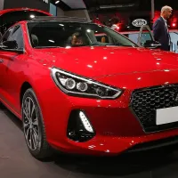 Hyundajev adut skupaj s sestrsko Kio rio napada “golfov” razred.