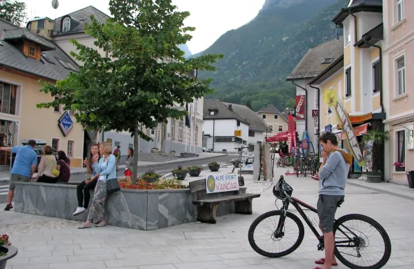 Bovško poletje je bilo ponovno rekordno s 13 odstotki več nočitev  kot lani. S skupnim 
zavodom za turizem  računajo še na več gostov.