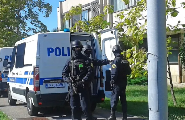Osumljenci iz kroga izolskih Kober k preiskovalnemu sodniku