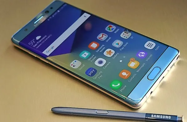 Samsung stranke opozoril, naj nemudoma prenehajo uporabljati telefone Galaxy Note 7