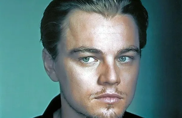 Hollywoodski igralec Leonardo DiCaprio je kot producent 
izbral Dubrovnik za snemanje novega filma o srednjeveškem 
junaku Robinu Hoodu.