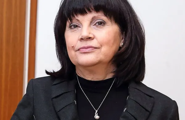 Dekanja Pedagoške fakultete Mara Cotič