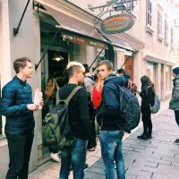 &ldquo;To ni način! Morali bi nas obvestiti.&rdquo;