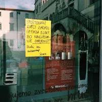 &ldquo;To ni način! Morali bi nas obvestiti.&rdquo;