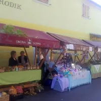 Pečen kostanj, kostanjeva torta in &scaron;e mnogo drugega