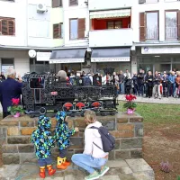 V Luciji odkrili obeležje Parenzane
