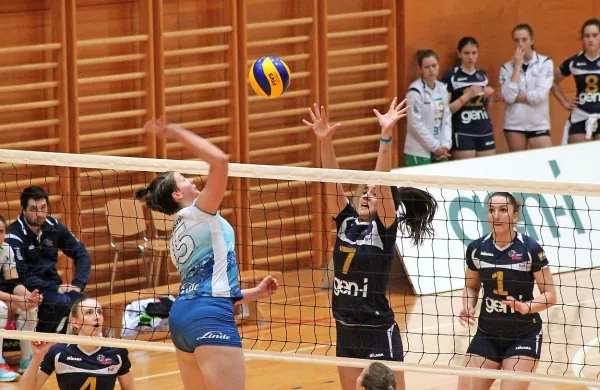 Pri Novogoričankah je tokrat izstopala Sara Djukić (7). 