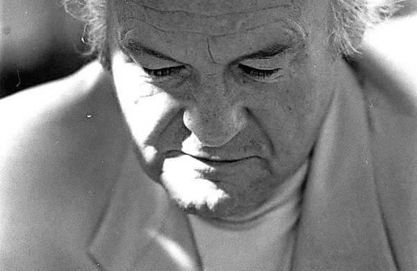 Ljubljanski mednarodni filmski festival Liffe bo 9. novembra 
uvedel film 11 minut poljskega cineasta Jerzyja Skolimowskega, čigar filmi bodo na ogled tudi v sekciji Posvečeno.