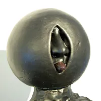 Detajl iz skulpture Kristiana Sturija Blackberry Ipno

