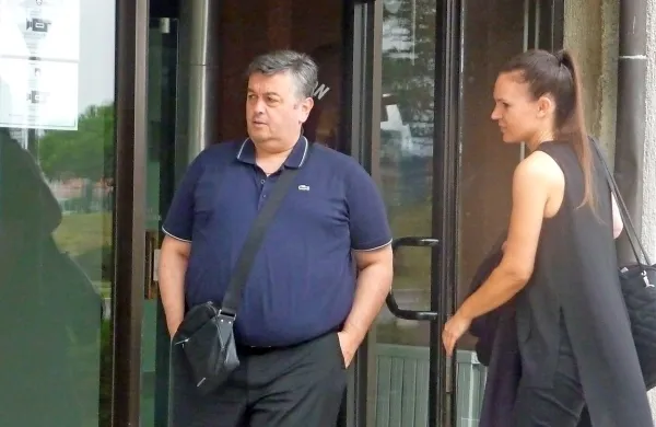 Za šefa Hotelov Metropol Dina Hreljo so Volaševe zahteve 
neutemeljene.