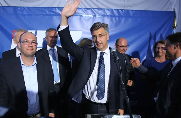 Predsednik hrvaške vlade Andrej Plenković je napovedal, da 
bodo v odnosih s Slovenijo 