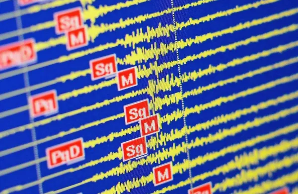 Najhuje je v Norcii, kjer so od zgodovinske bazilike sv. 
Benedikta iz 14. stoletja ostale le ruševine.