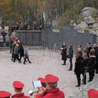 V Trnovem so se poklonili padlim