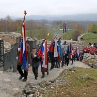 V Trnovem so se poklonili padlim