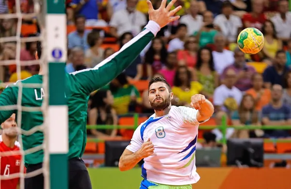 Slovenska moška rokometna reprezentanca je v prvem krogu 
kvalifikacij za nastop na evropskem prvenstvu na Hrvaškem 
2018 danes v Velenju premagala Švico.