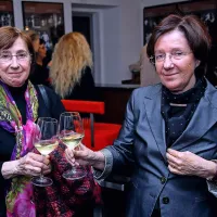 Jeklene magnolije za uvod v novo gledali&scaron;ko sezono (foto)