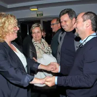 Jeklene magnolije za uvod v novo gledali&scaron;ko sezono (foto)