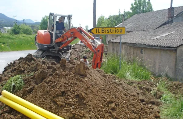 Država od občin Sežana, Ilirska Bistrica in Hrpelje-Kozina  
terja nazaj denar za gradnjo optičnega omrežja.