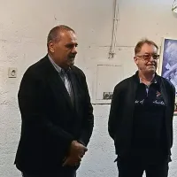 Delo Braneta Jazbarja (desno) je predstavil direktor Delavskega doma Trbovlje Zoran Poznič. 