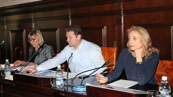 Malvazija ima botrico, Barbi Močivnik, urednico revije Vino