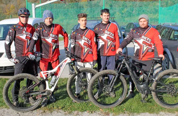 Predstavila se je tudi ekipa  ŠKTD Avče - zmagovalka 
24-urnega spust maratona v Avstriji.