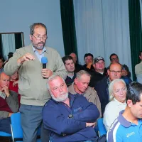 “To, kar načrtujejo, je škandalozno,” je oster Vlado Pribac, 
pridelovalec iz Padne.