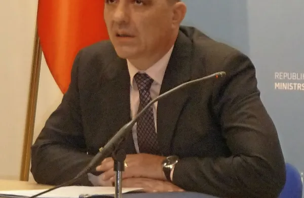 Dean Jurič: “Če bi zasežena prepovedana droga 
prišla do končnih uporabnikov, bi ta vrednost 
lahko presegla celo 20 milijonov evrov.”  