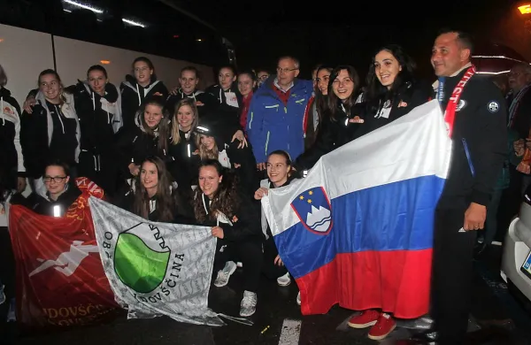 Rokometa&scaron;ice Mlinotesta  z mislimi že pri žrebu osmine finala pokala Challenge