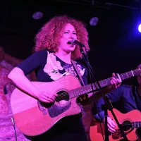 Marina Martensson je za Tjašo odigrala dolg, čustveno nabit 
koncert. 