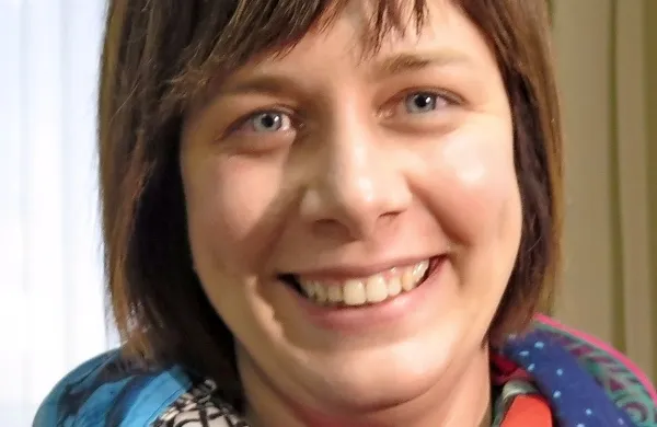 Arijana Cengle: “V 
gospodinjski skupini je 
poudarek na premiku 
nege in oskrbe iz 
medicinskega v 
socialni model.”