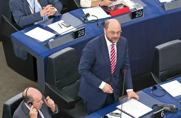 Predsednik Evropskega parlamenta Martin Schulz je  sporočil, da bo odstopil s tega položaja in se vrnil v nemško 
politiko ter prihodnje leto kandidiral na parlamentarnih volitvah.