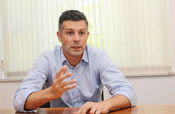 Matjaž Nemec: “V naslednjih dveh tednih se lahko zgodi še marsikaj. Imam tihe 
podpornike, ki praviloma poskrbijo za volilni zasuk. ” 
