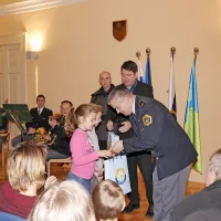 &Scaron;olarji ustvarjalno o varnosti v prometu