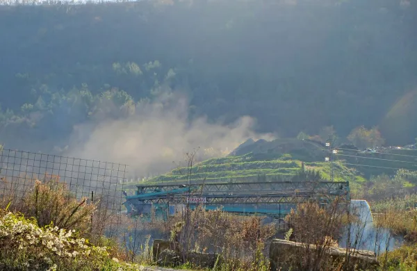 Na zadnji novembrski dan je nekatere Izolane zbodel pogled na občinsko deponijo na Baredih.   