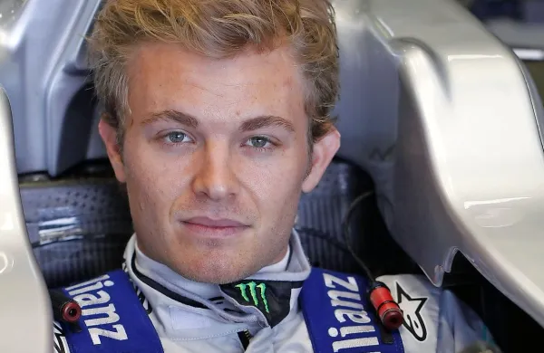 Nemški voznik formule 1 Nemec Nico Rosberg je le nekaj dni 
po osvojenem naslovu svetovnega prvaka presenetljivo 
sporočil, da je končal športno pot.