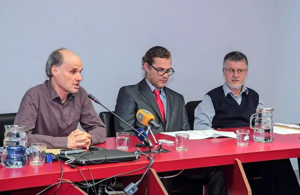 Dragan Marušič, prorektor Boris Kavur in glavni tajnik UP 
Danijel Božič (z leve). 