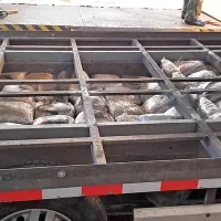 V podvozju tovornjaka registracije BiH je bilo skritih 69 
paketov marihuane. 