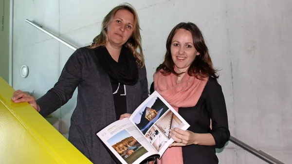 Jana Hladnik Tratnik (levo) in Tina Lipovž iz Studia Pikaplus. 
