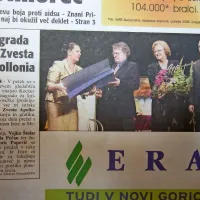 Kocjančičevo nagrado za kulturne dosežke so leta 2003 
podelili slikarju in grafiku Zvestu Apolloniu, ki je svoja dela 
prežel s kolorizmom Istre in Mediterana. 
