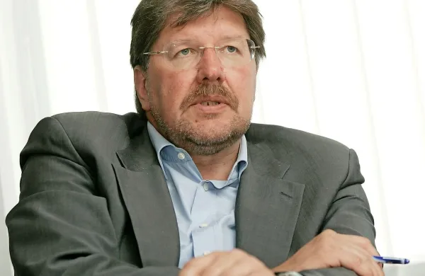 Igor Bavčar: “Ko je bil denar sproščen, sem mu 
vsaj dvakrat rekel, naj mi ga vrne, nato se me je 
začel izogibati.” 