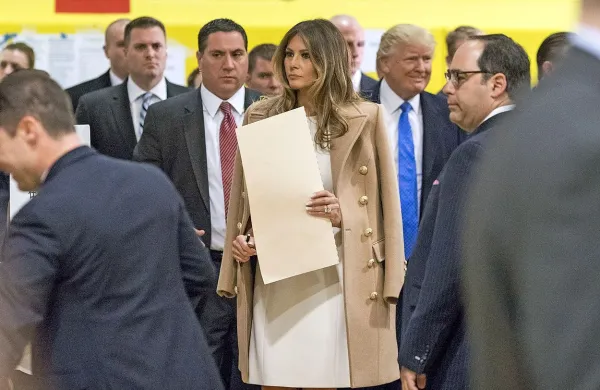 Melania Trump bo morda častna gostja na glasbenem 
festivalu v Sanremu 2017, ki bo od 7. do 11. februarja.